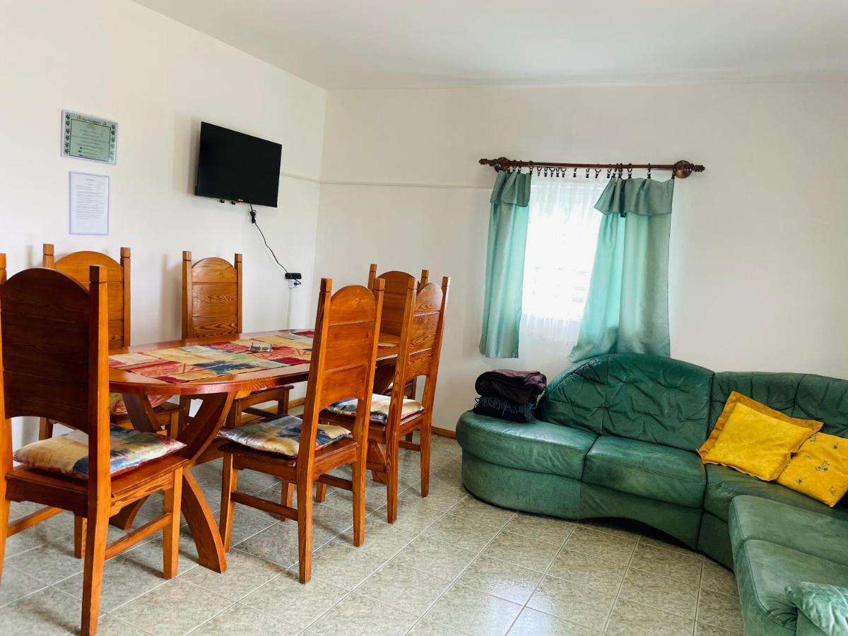 Fuege Vendeghaz Villa Lovas Luaran gambar